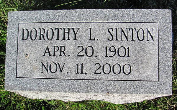 Headstone of Dorothy Lucetta Sinton 1901 - 2000