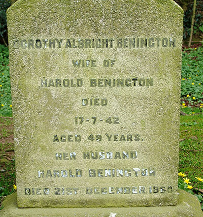 Headstone of Harold Benington 1890 - 1960
