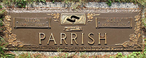Headstone of Molly Wrenn  Parrish (née Vaughan) 1908 - 1979