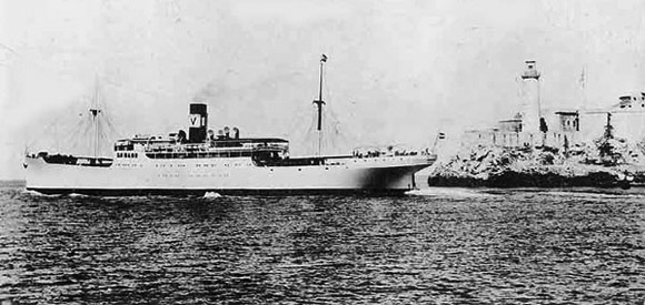 Postcard image of Standard Fruit & Steamship Company SS Contessa